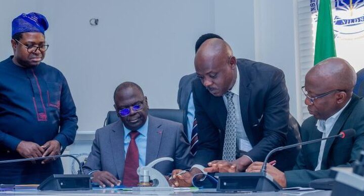 NILDS, AGNES Signs MOU